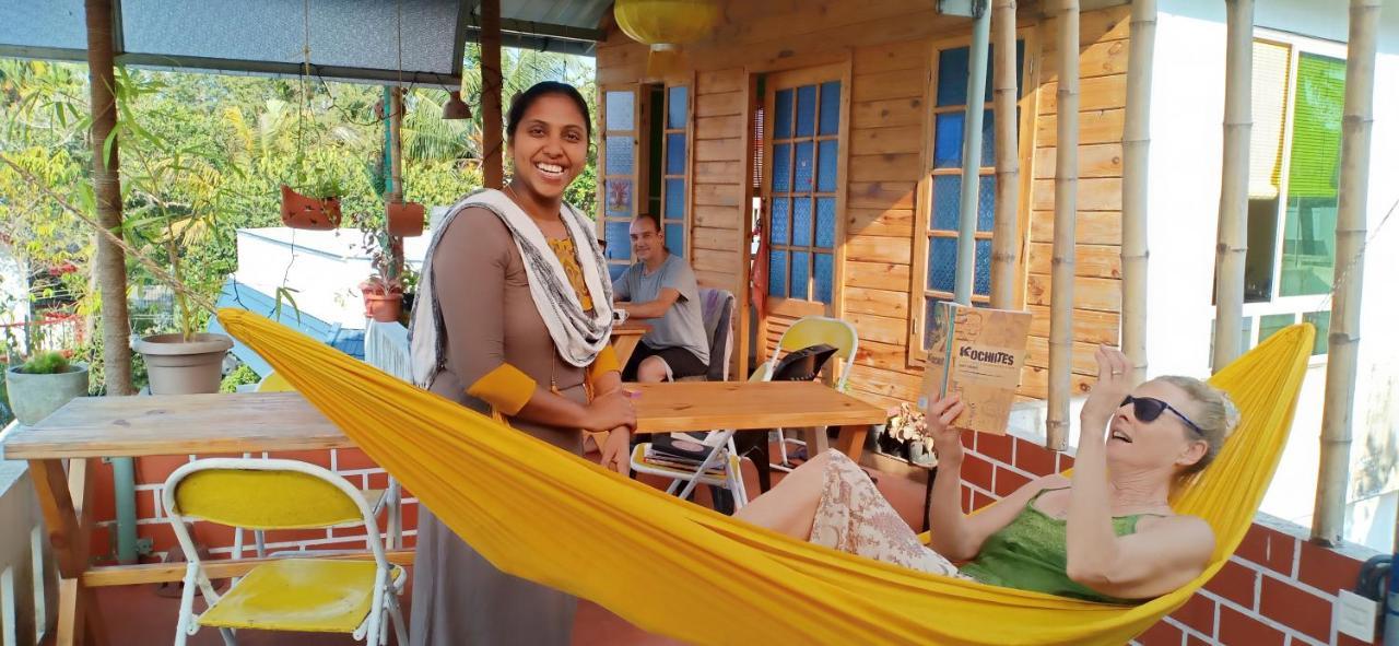 Niya Nest Homestay Коччи Экстерьер фото